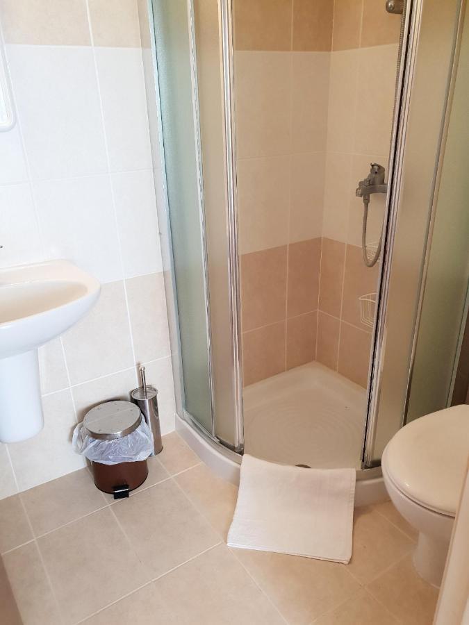 Ground Floor One Bedroom Apartment, Vanessa Complex Peyia Dış mekan fotoğraf